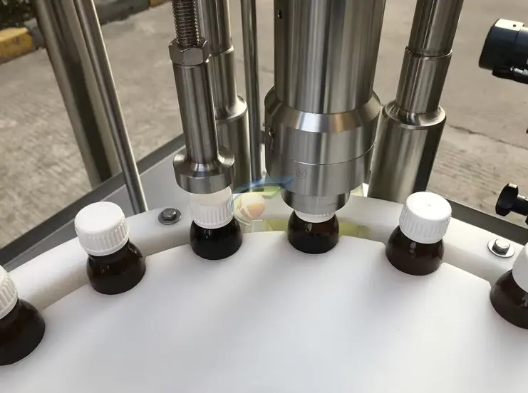 Máy Chiết Rót Tự Động 2 Vòi 2000 Chai/Giờ - TY-CR2000