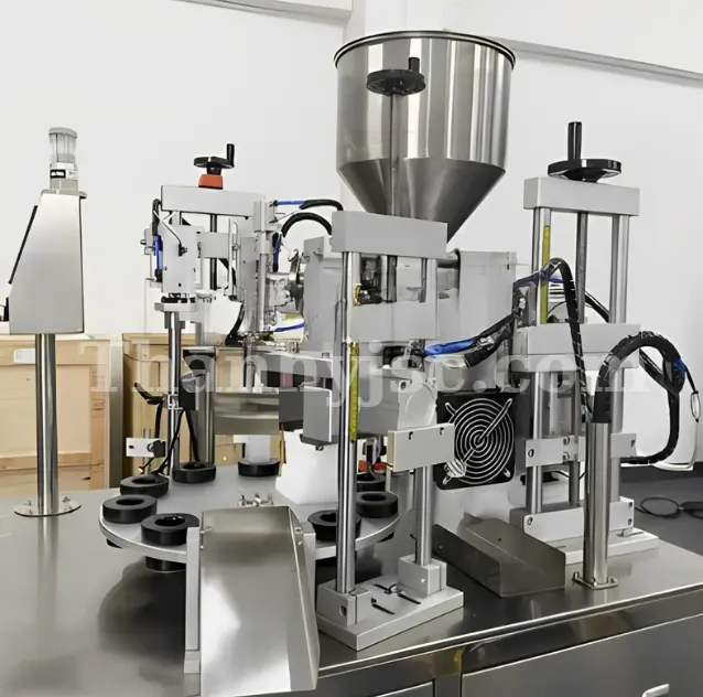 Máy Chiết Rót Và Đóng Tuýp Bán Tự Động 30L - TY-CT300