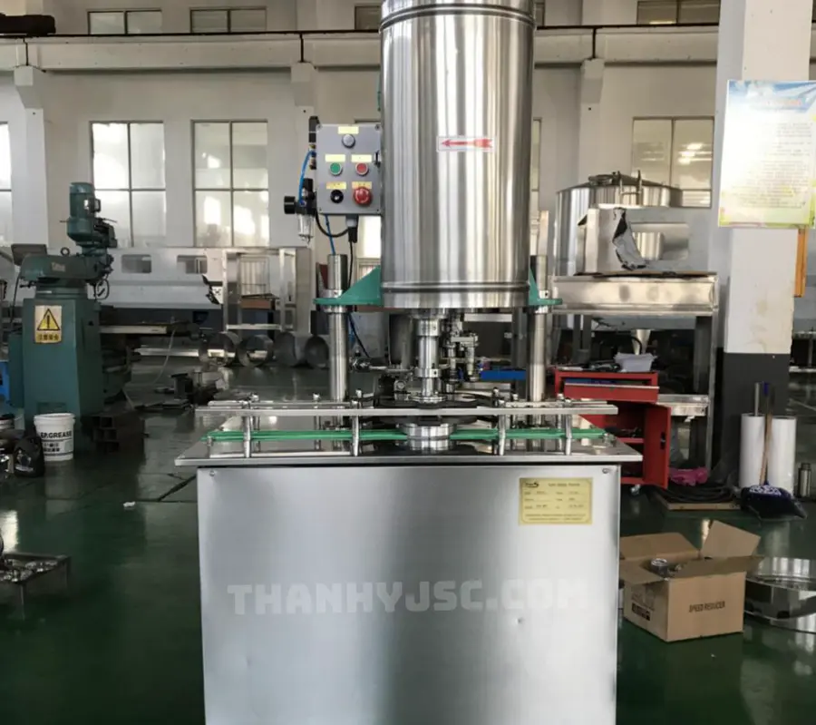 Dây Chuyền Chiết Rót Và Đóng Lon Nước Giải Khát