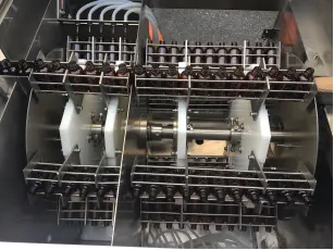 Máy Rửa và Chiết Rót Chai Tự Động 4 Vòi Bơm Nhu Động